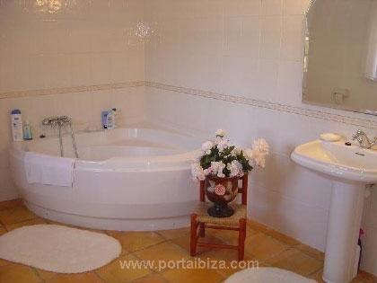 Typisches Badezimmer