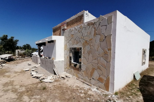 Alte renovierungsbedürftige Finca in Formentera